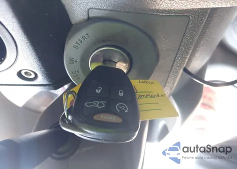 2007 Jeep Commander Sport z USA, uszkodzony, nr VIN 1J8HG48K47C661947